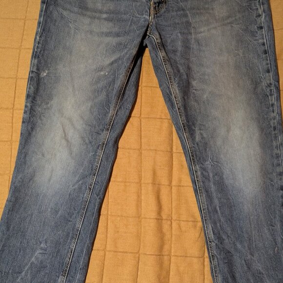 Mens Levis Jeans 36x32 Distressed - Picture 2 of 6